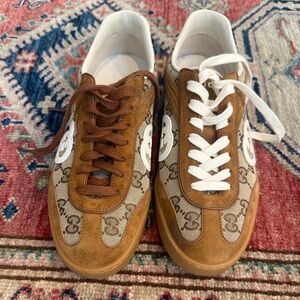 WOMENS GUCCI SNEAKERS